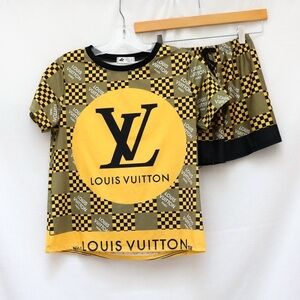 Athleisure matching set shorts t-shirt sport gym athletic stretch Small S luxury